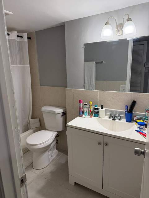 206 SW 1ST Street #J-1, Pompano Beach FL - photo 12 of 18