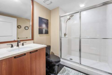 2640 Lake Shore Drive #1210, Riviera Beach FL - photo 24 of 59