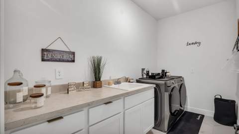 1715 SW Apache Avenue, Port St. Lucie FL - photo 10 of 24