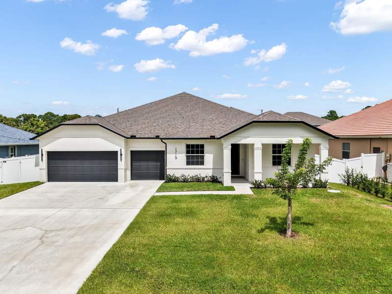 4 bedroom Single Family Residence at 1715 SW Apache Avenue, PORT ST LUCIE SECTION 20, Port St. Lucie — photo 1