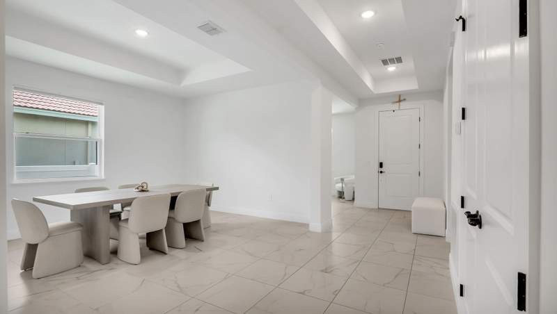4 bedroom Single Family Residence at 1715 SW Apache Avenue, PORT ST LUCIE SECTION 20, Port St. Lucie — photo 4