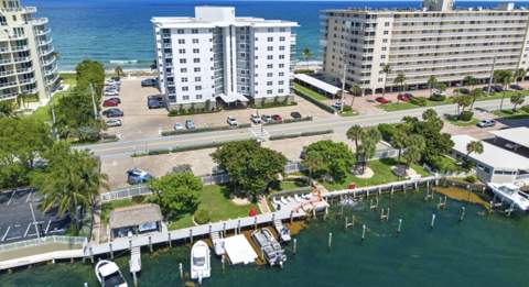 1057 Hillsboro Mile #214, Hillsboro Beach FL - photo 19 of 23