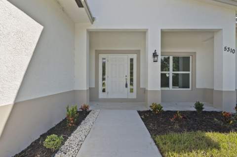 5310 Sunset Boulevard, Fort Pierce FL - photo 8 of 53