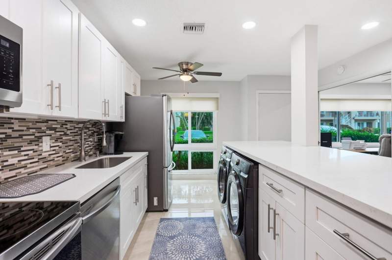 2 bedroom Villa at 13984 Via Flora #C, Palm Greens , Delray Beach — photo 5