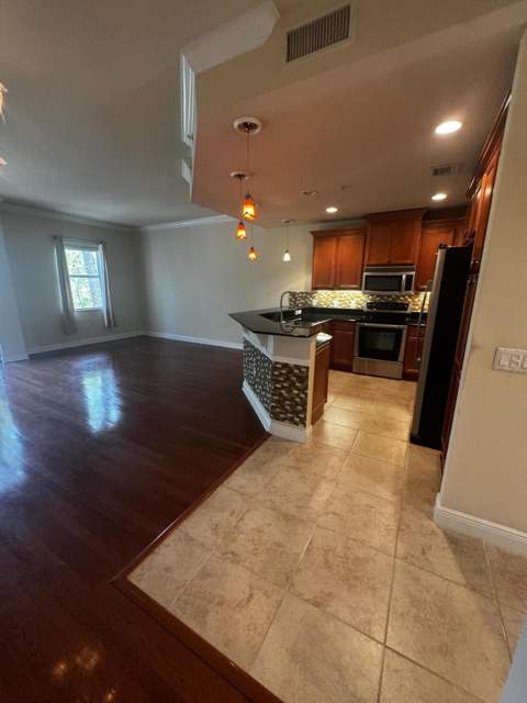 12743 SE OLD CYPRESS Drive #7-904, Hobe Sound FL - photo 6 of 32