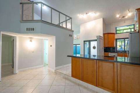2840 S OAKLAND FOREST Drive #2703, Oakland Park FL - photo 14 of 43