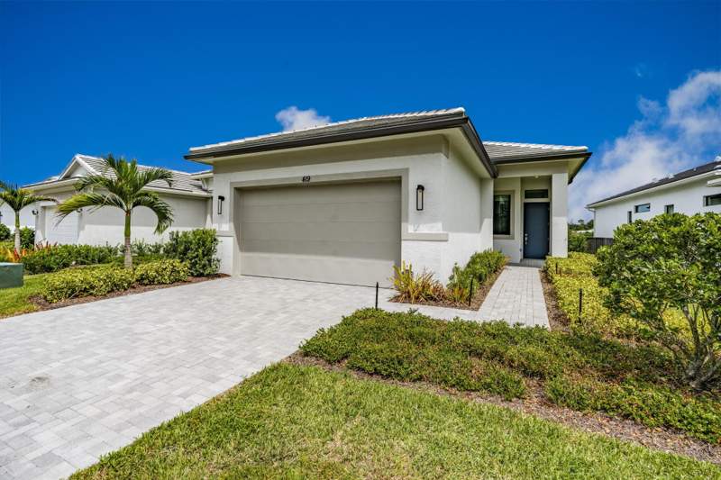 3 bedroom Single Family Residence at 419 SE Via Sangro, Tesoro Preserve Plat No 2, Port St. Lucie — photo 3
