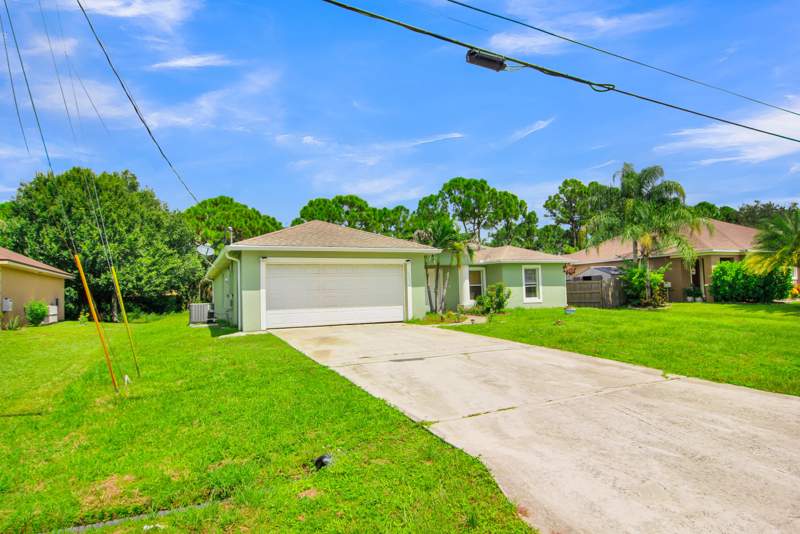 3 bedroom Single Family Residence at 1931 SW Fears Avenue, PORT ST LUCIE SECTION 7, Port St. Lucie — photo 2