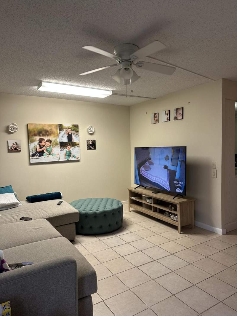 1 bedroom Condominium at 1090 Cornwall E, CORNWALL AT CENTURY VILLAGE CONDO, Boca Raton — photo 2