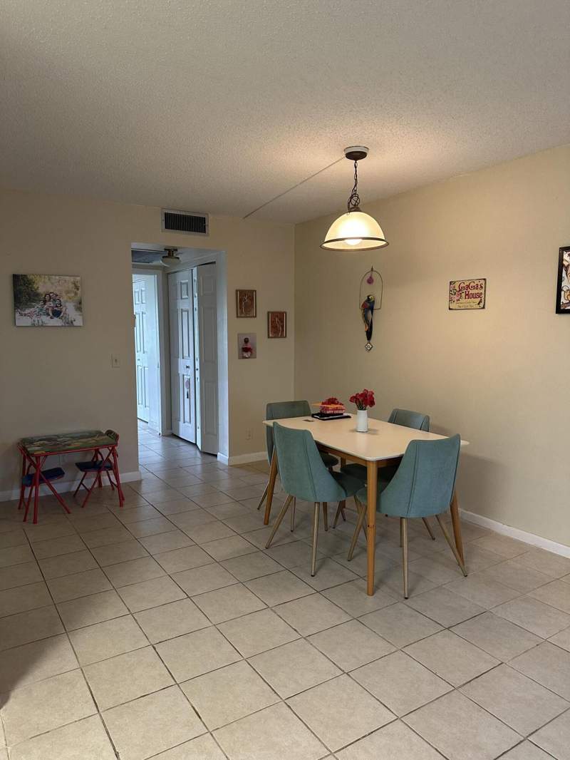 1 bedroom Condominium at 1090 Cornwall E, CORNWALL AT CENTURY VILLAGE CONDO, Boca Raton — photo 4