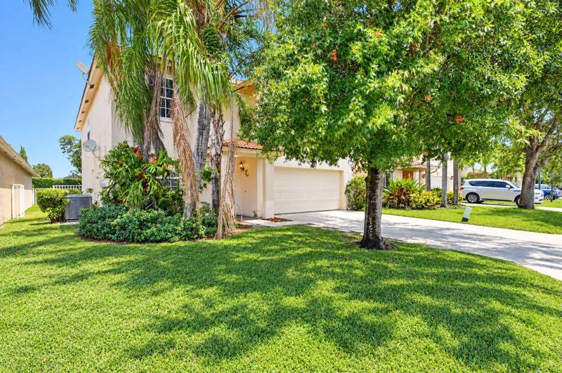 5 bedroom Single Family Residence at 5349 Meadows Edge #5349, RIVERMILL, Lake Worth — photo 3