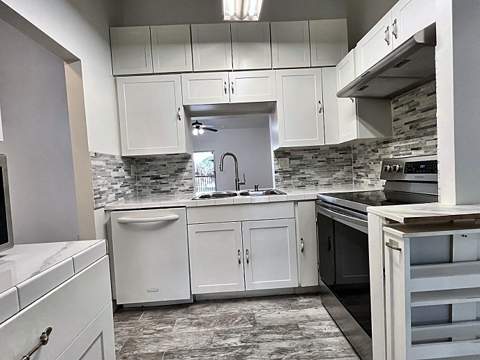 719 Gardens Drive #206, Pompano Beach FL - photo 10 of 47
