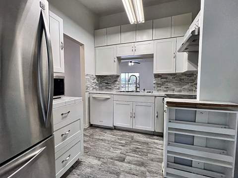 719 Gardens Drive #206, Pompano Beach FL - photo 11 of 47