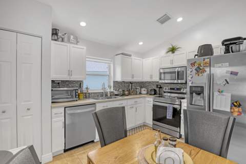 1784 Barnstable Road, Wellington FL - photo 14 of 42