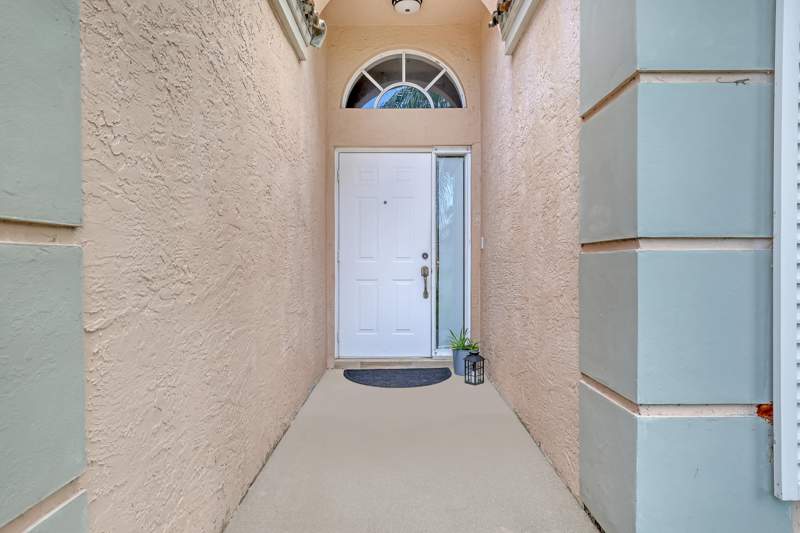 3 bedroom Single Family Residence at 1784 Barnstable Road, WELLINGTONS EDGE PAR 77 PH 1, Wellington — photo 4