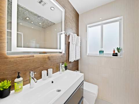 1913 N VICTORIA PARK Road, Fort Lauderdale FL - photo 22 of 54