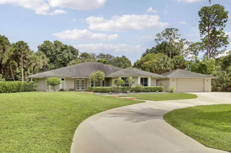 4 bedroom Single Family Residence at 8552 Thousand Pines Circle, Thousand Pines, West Palm Beach — photo 2
