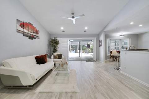 8552 Thousand Pines Circle, West Palm Beach FL - photo 17 of 62