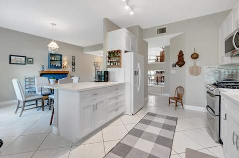 1776 Bay Drive, Pompano Beach FL - photo 12 of 64