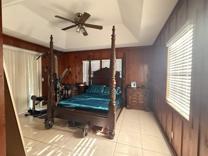 4 bedroom Single Family Residence at 520 NW 7th Street, Laurel Hills 2nd Add, Boynton Beach — photo 5