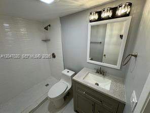 1 bedroom Condominium at 500 Village Green Circle #215, VILLAGE GREEN DORCHESTER CONDO, Palm Springs — photo 4