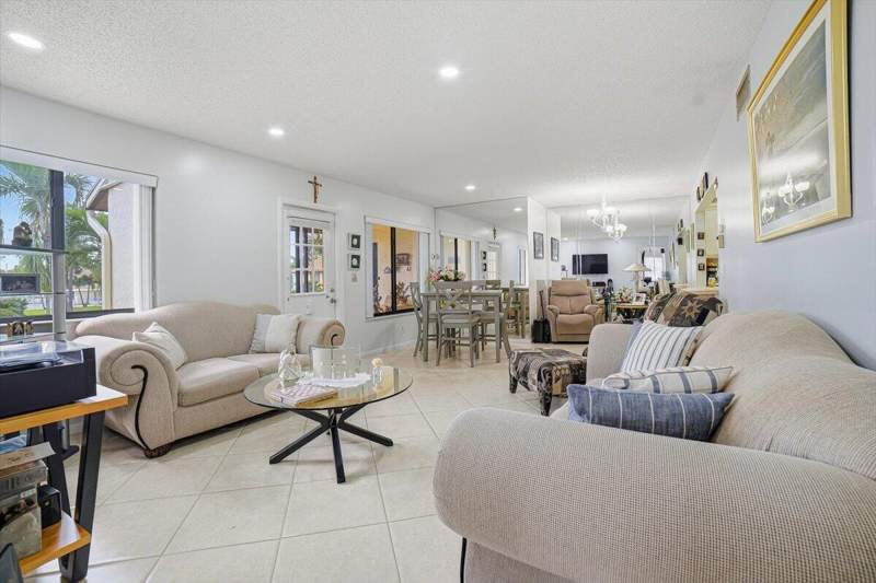 2 bedroom Condominium at 331 Knotty Pine Circle #D-2, Pine Ridge South III Condo, Greenacres — photo 5