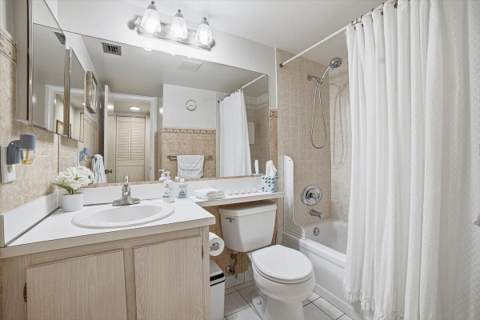 331 Knotty Pine Circle #D-2, Greenacres FL - photo 16 of 30