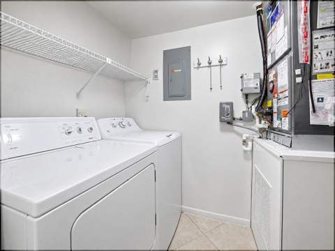 331 Knotty Pine Circle #D-2, Greenacres FL - photo 17 of 30