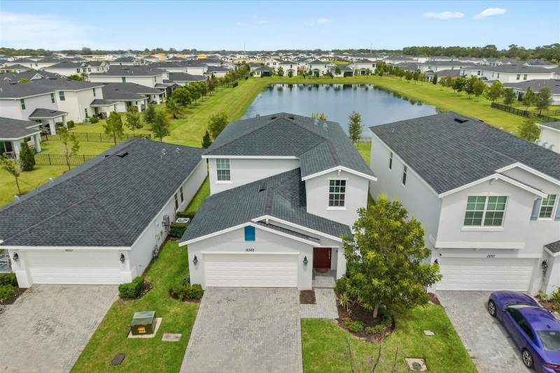 5 bedroom Single Family Residence at 11065 NW Pondside Lane, LTC RANCH WEST PHASE 1, Port St. Lucie — photo 3