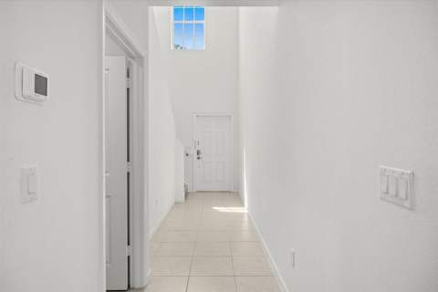 11065 NW Pondside Lane, Port St. Lucie FL - photo 6 of 48