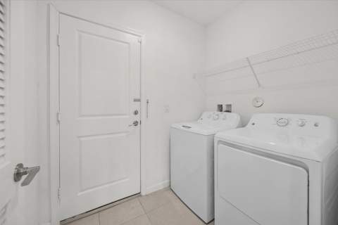 11065 NW Pondside Lane, Port St. Lucie FL - photo 19 of 48