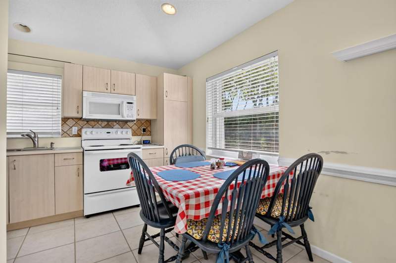 3 bedroom Single Family Residence at 13030 Hampton Lakes Circle, Hampton Lakes, Boynton Beach — photo 4