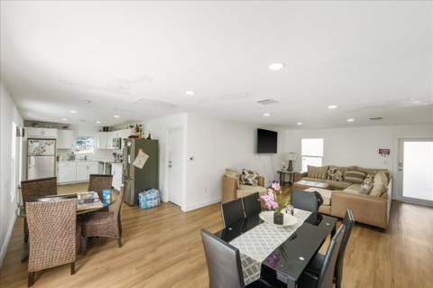 300 SW Prima Vista Boulevard, Port St. Lucie FL - photo 14 of 20