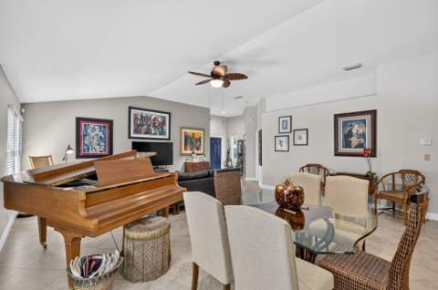 45 Heather Cove Drive, Boynton Beach FL - photo 14 of 57