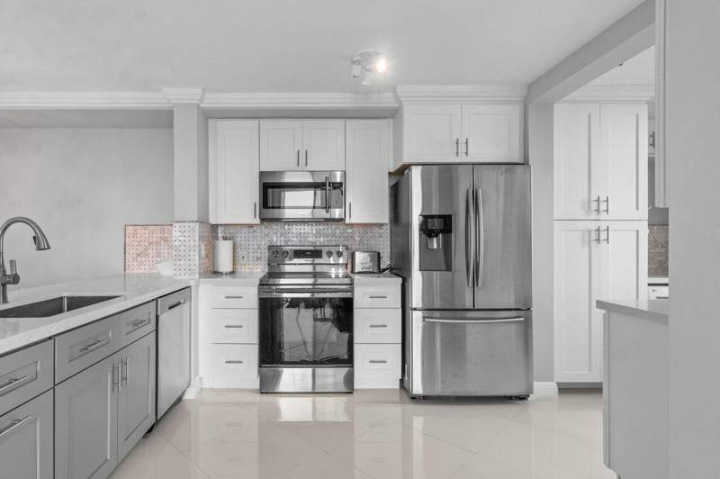2 bedroom Condominium at 180 Yacht Club Way #102, Yacht Club On The Intracoastal Condo, Hypoluxo — photo 3