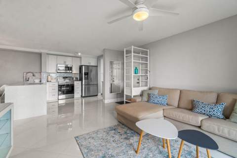 180 Yacht Club Way #102, Hypoluxo FL - photo 10 of 25