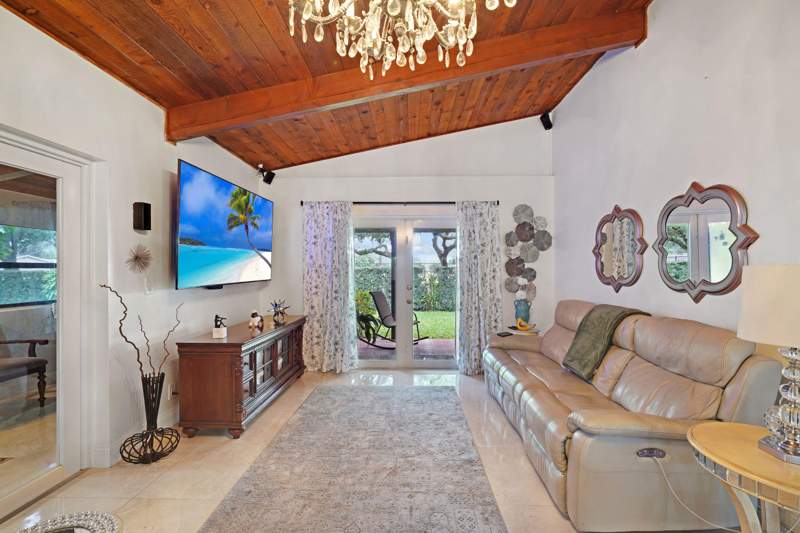 2 bedroom Condominium at 145 Essex Road #1-30, Villas At Carriage Hills, Hollywood — photo 5