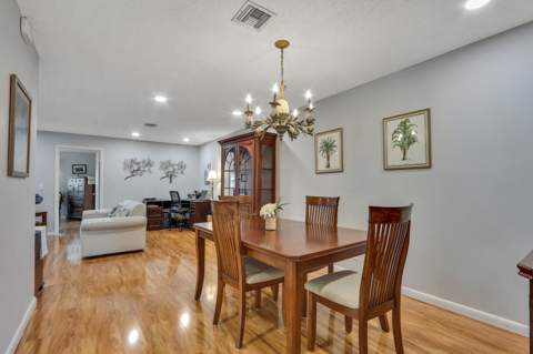 826 Timberview Drive #A, Fort Pierce FL - photo 6 of 36