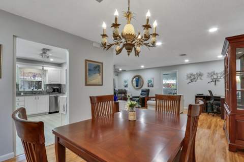 826 Timberview Drive #A, Fort Pierce FL - photo 7 of 36