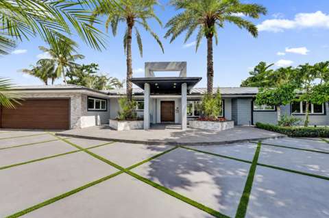 2601 NE 29Th Street, home for sale in Fort Lauderdale 33306