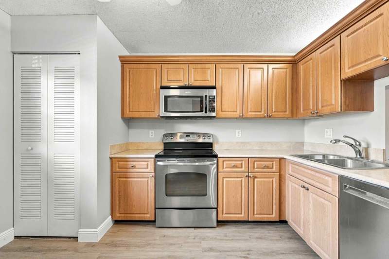 2 bedroom Condominium at 4161 NW 22nd Street #261G, POND APPLE PLACE III COND, Coconut Creek — photo 3