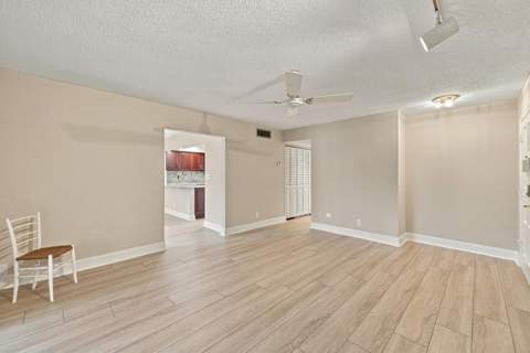 424 NW 70TH Avenue #121, Plantation FL - photo 6 of 34