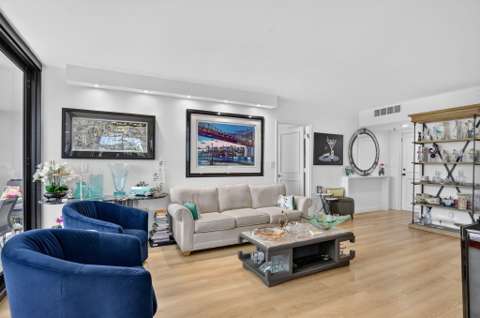 6895 Willow Wood Drive #1051, golf community for sale in Boca Raton