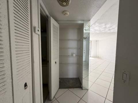 112 LAKE EMERALD Drive #203, Oakland Park FL - photo 9 of 20