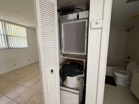 112 LAKE EMERALD Drive #203, Oakland Park FL - photo 11 of 20