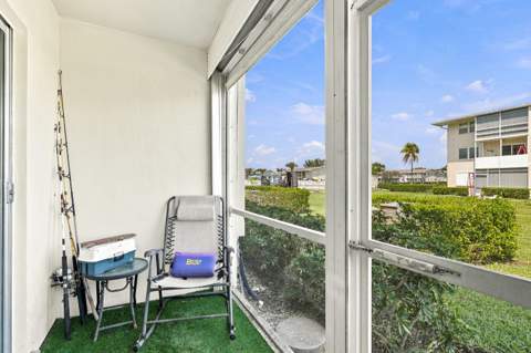 530 Horizons #104, Boynton Beach FL - photo 19 of 34
