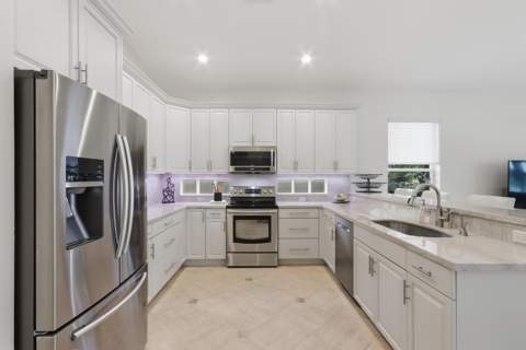11649 Pamplona Boulevard, Boynton Beach FL - photo 20 of 66