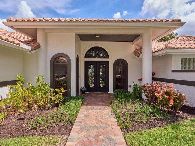 5 bedroom Single Family Residence at 3700 Embassy Drive, President Country Club, West Palm Beach — photo 2