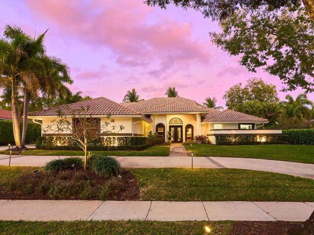 5 bedroom Single Family Residence at 3700 Embassy Drive, President Country Club, West Palm Beach — photo 3