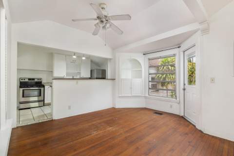 324 Albemarle Road, West Palm Beach FL - photo 9 of 35